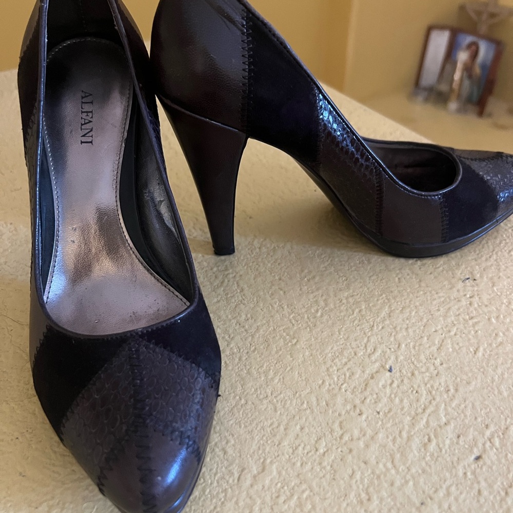 Alfani Brown Women's Heels. Suede/leather.